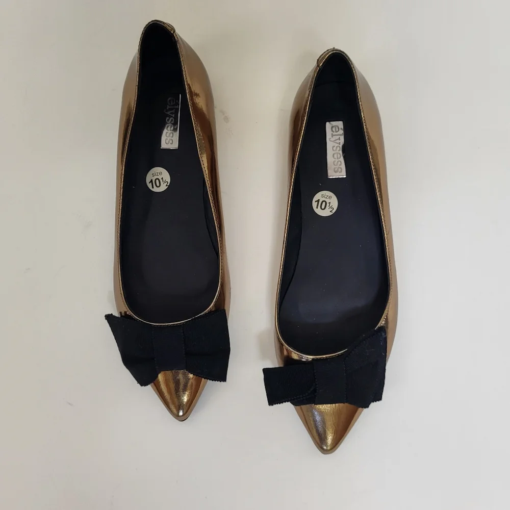 ANTHROPOLOGY Elysess Flats Womens 10.5 Gold Black Bow Patent Pointed Toe - Picture 4 of 12